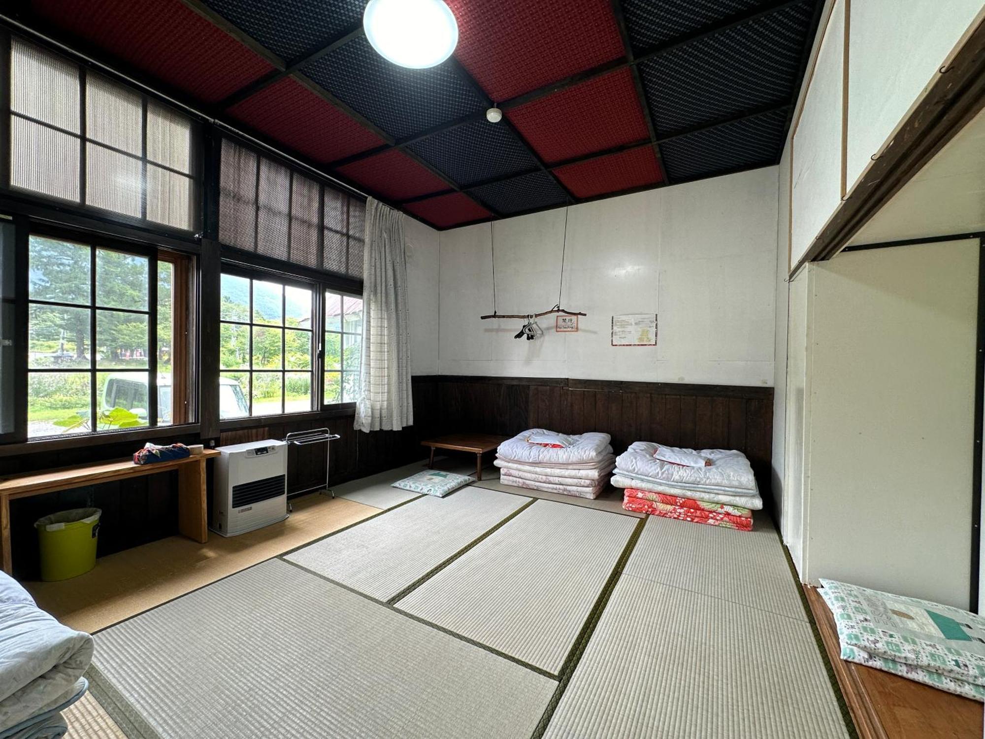 Boken Kazoku Hostel Kutchan Room photo