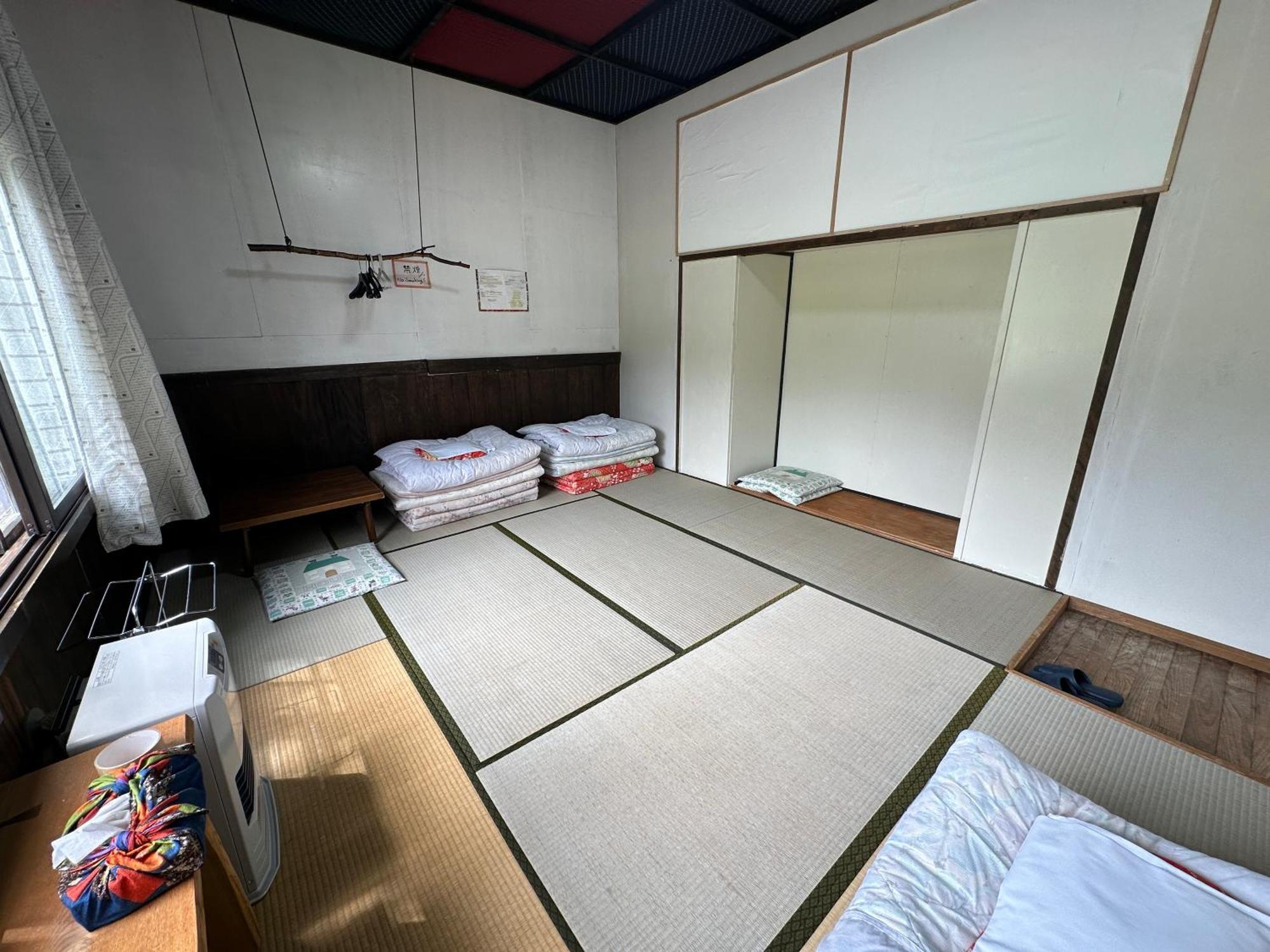Boken Kazoku Hostel Kutchan Room photo